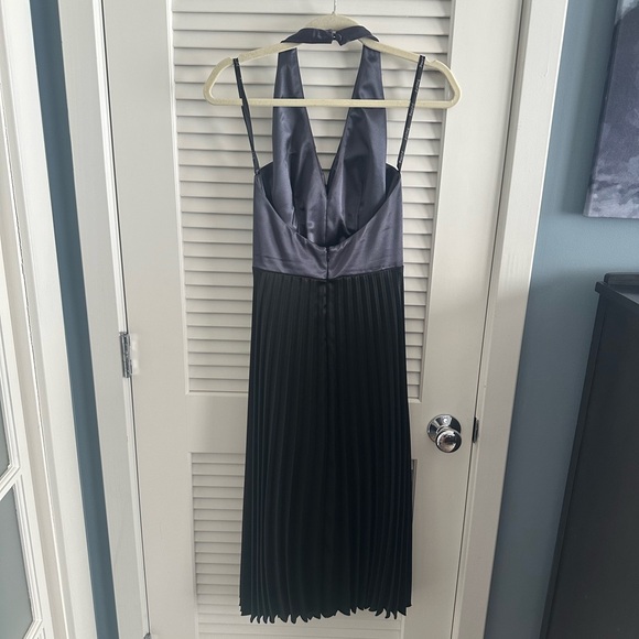 Joseph Ribkoff Formal Dress Size 4 - Picture 3 of 4